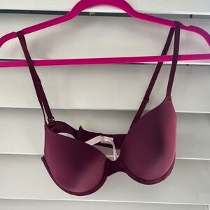Victoria Secret PINK bra Wear everywhere T shirt Lightly